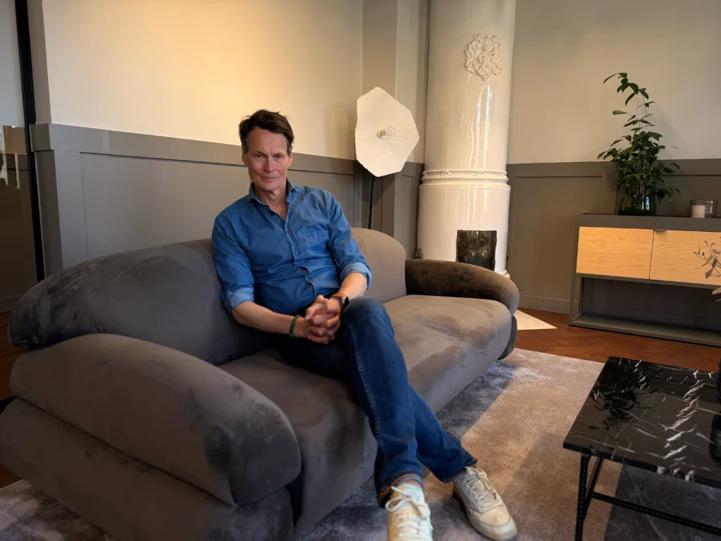 Jesper Kärrbrink har en gedigen karriär och bred erfarenhet.